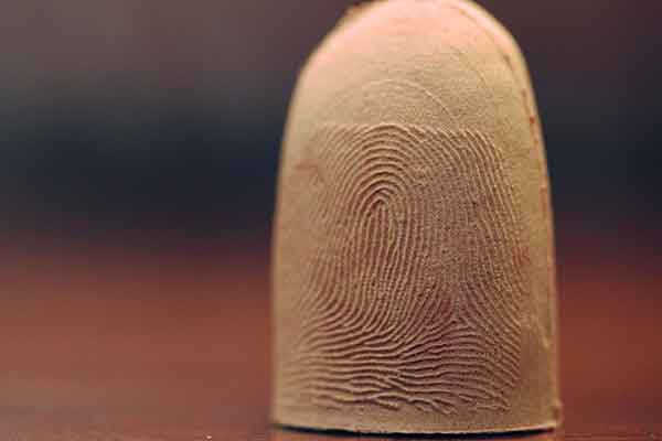 Fingerprint spoof strikes